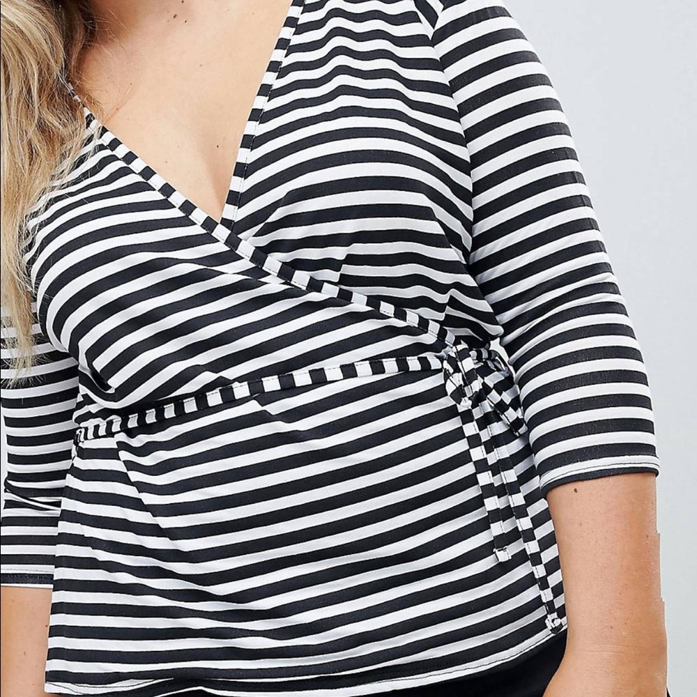 BOOHOO strip wrap top. Excellent condition!